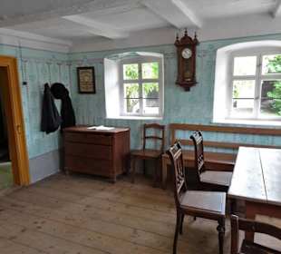 Rundgang durch die Wohnräume des Bauernhofes