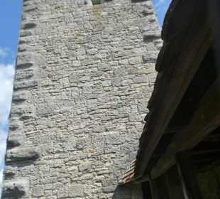 Blick zum Thomasturm in der äußeren Stadtmauer
