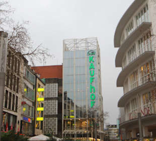 Geschäftshäuser in der Karmarschstraße
