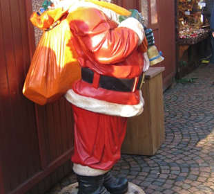Weihnachtsmarkt - vor dem Dom