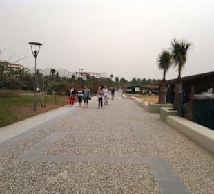 Strandpromenade im März