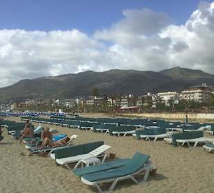 Pro Liege 2 Euro pro Schirm 2 Euro