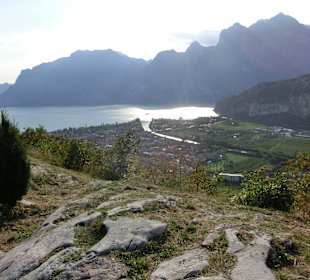 Aussicht von Nago auf den See