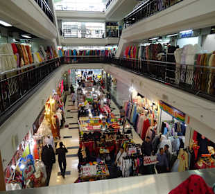 Blick von oben in den Markt