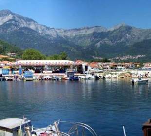 Hafen in Skala Potamias