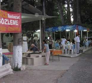 Gut und Günstig essen in Aspendos