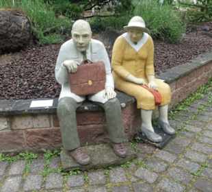 Ausstellung „Die Menschen“ von Hilde Würtheim