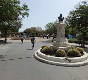 Büste des ehem. Gouveneurs Alexandre Albuquerque