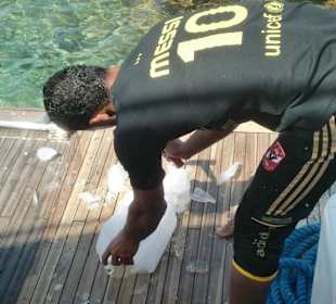 Eisblock zerkleinern für die Getränkebox