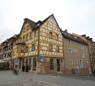 Fürth prägen verschiedene Gebäudeformen