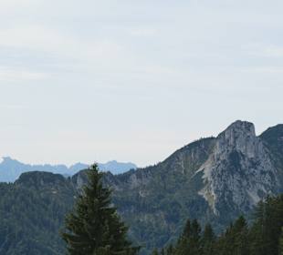 Blick vom Unternberg zur Bergwelt der Alpen