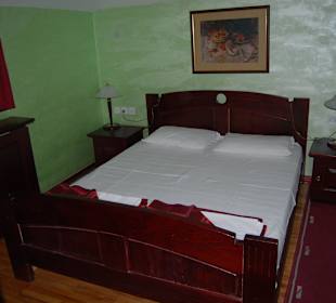 HOTEL MOKRA GORA