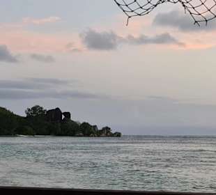Dinner mit Blick auf den Anse Source d'Argent