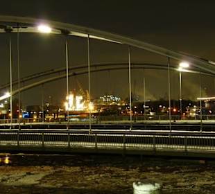 Hamburg by Night / Hafen City