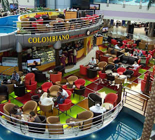 Foodcourt in der Marina Mall