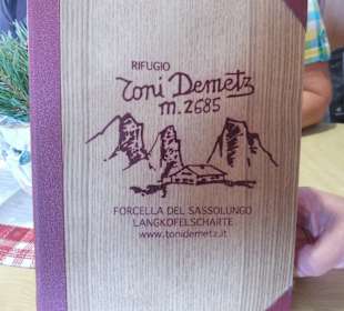 Rifugio Toni Demetz Hütte
