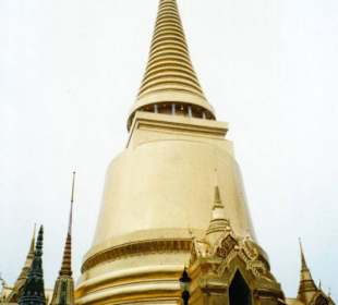 Chedi im Grand Palace