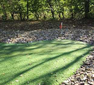 Bahnen mit Kunstgras
