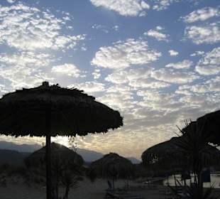 Schäfchenwolken über Georgioupolis