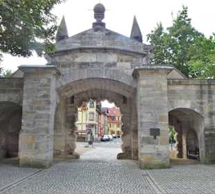 Blick von der Stadtseite auf das Nürnberger Tor