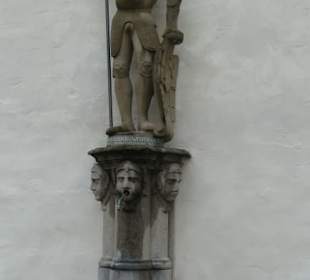 Im Inneren Schlosshof vom Deutschordensschloss