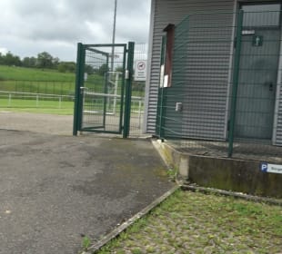 Sportgelände auf dem Bus