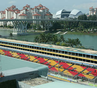 Blick auf die Tribünen der Formel 1