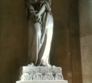 Jean Darc die von hier stammte.