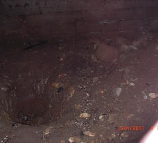 Raubgrabung im Gewölbekeller?