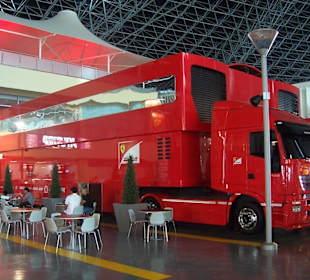 Truck zum Transport der F1-Renner