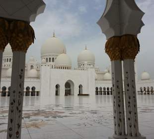 Abu Dhabi Moschee Innenraum