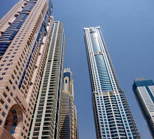 Skyline an der Marina