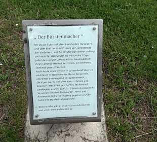 Skulptur Bürstenmacher Lützenhardt