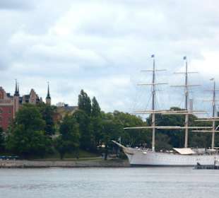 Hotelschiff vor Skeppsholmen