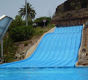 Aqualand/"Wettrutschen"