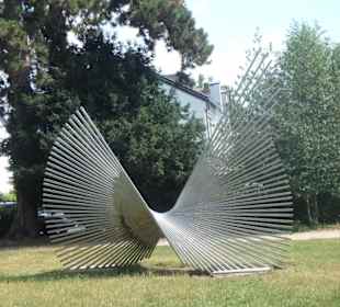 Das Denkmal in der Adenauer-Allee