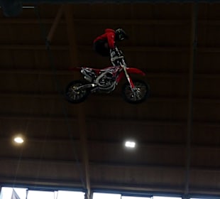 Action FMX-Jump