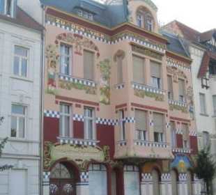 Das Vier-Jahreszeiten-Haus (1)