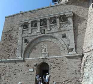 Antikes Stadttor