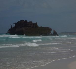 Schiffsfrack am Strand von Santa Maria