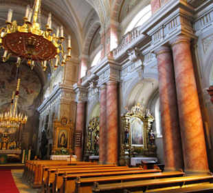 Römisch-Katholische Stadtpfarrkirche