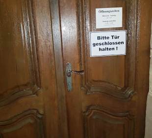 Eingangstüre noch die Alte