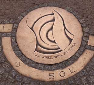 Soll sicher die Sonne darstellen