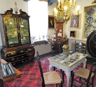 Rundgang durch die Museumsräume des Hauses Samson