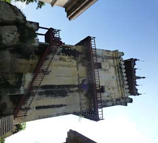 Schiefer Turm von Inwa