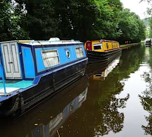 Gegenverkehr im Kanal