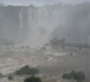 Die Wasserfälle, von Brasilien aus gesehen