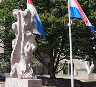 Kadish Mahnmal in Luxemburg Stadt
