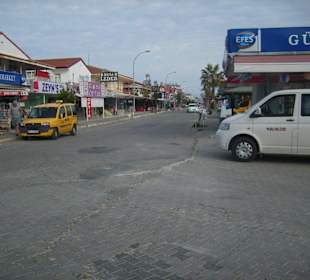 Vor dem Hotel - Markt