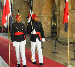 Wachwechsel im Panteon